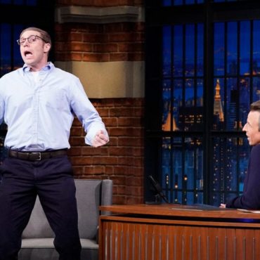 watch-joe-pera-discuss-anime-conventions,-james-bond,-and-more-on-seth-meyers