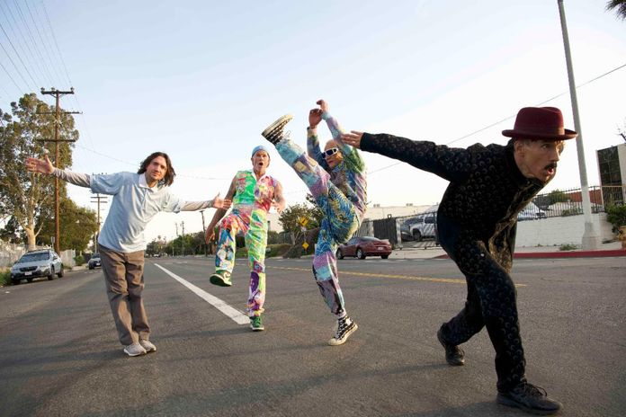 red-hot-chili-peppers-announce-new-album