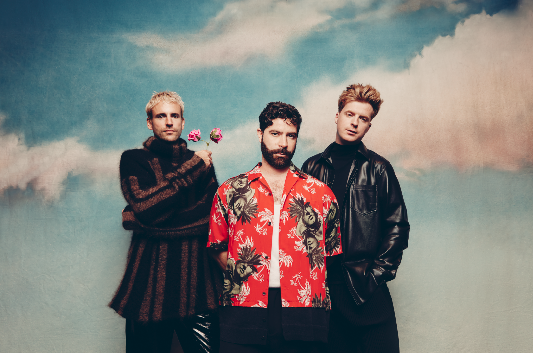 foals-–-yannis-philippakis-on-“life-is-yours”