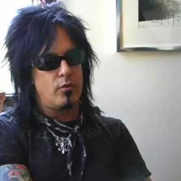 motley-crue-singer-sad-rehab-text-message-leaks