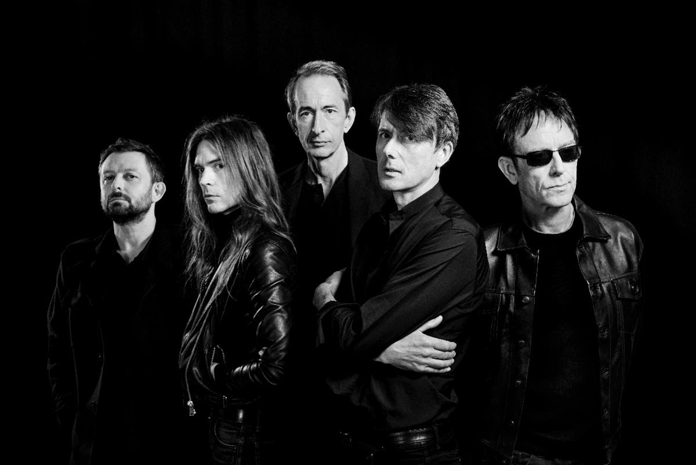 suede-share-new-song-“15-again”