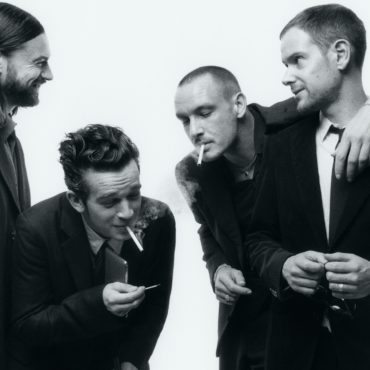 the-1975-announce-2022-tour,-share-video-for-new-song-“happiness”