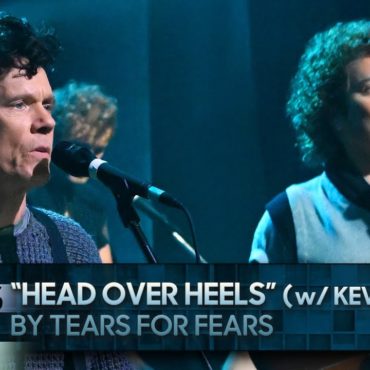 kevin-bacon-and-jimmy-fallon-sing-the-“first-draft”-of-tears-of-fears’-“head-over-heels”