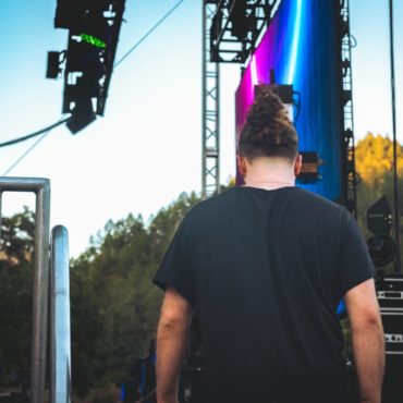 check-out-the-magic-elderbrook-brought-to-northern-nights-music-festival