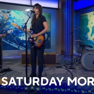 watch-courtney-barnett-play-three-songs-on-saturday-sessions