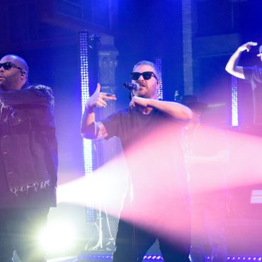 run-the-jewels-play-“a-few-words-for-the-firing-squad”-on-colbert