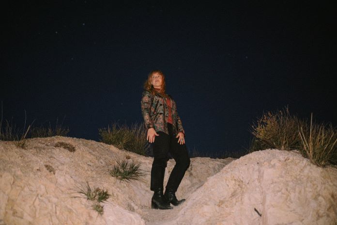 premiere:-emily-elbert-shares-new-single-“stream-of-consciousness”