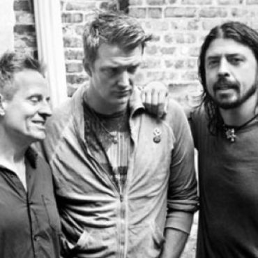 them-crooked-vultures-reunite-for-2022-performance?