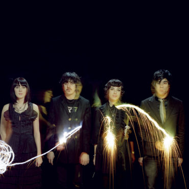 first-issue-revisited:-ladytron-on-“604”