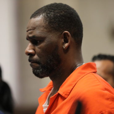 alleged-child-sex-tape-victim-testifies-against-r.-kelly