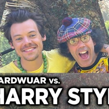 watch-nardwuar-interview-harry-styles-about-elvis,-fleetwood-mac,-&-peter-gabriel-at-coachella