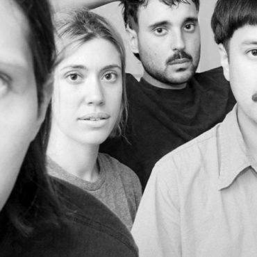 palm-share-new-single-“parable-lickers,”-announce-tour