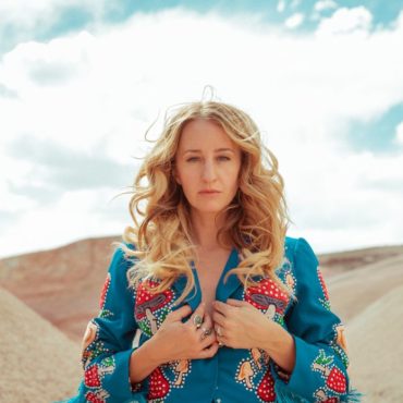 margo-price-shares-video-for-new-single-“been-to-the-mountain”