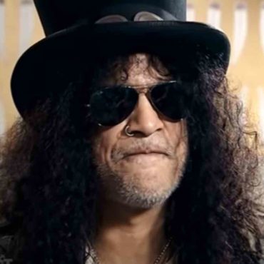 guns-n’-roses’-slash-$8-million-mansion-photos-leak