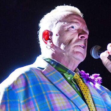 sex-pistols’-john-lydon-makes-statement-on-the-death-of-queen-elizabeth-ii