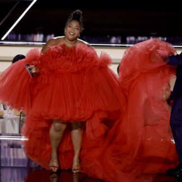 watch-lizzo-accept-the-outstanding-competition-program-emmy-for-watch-out-for-the-big-grrrls