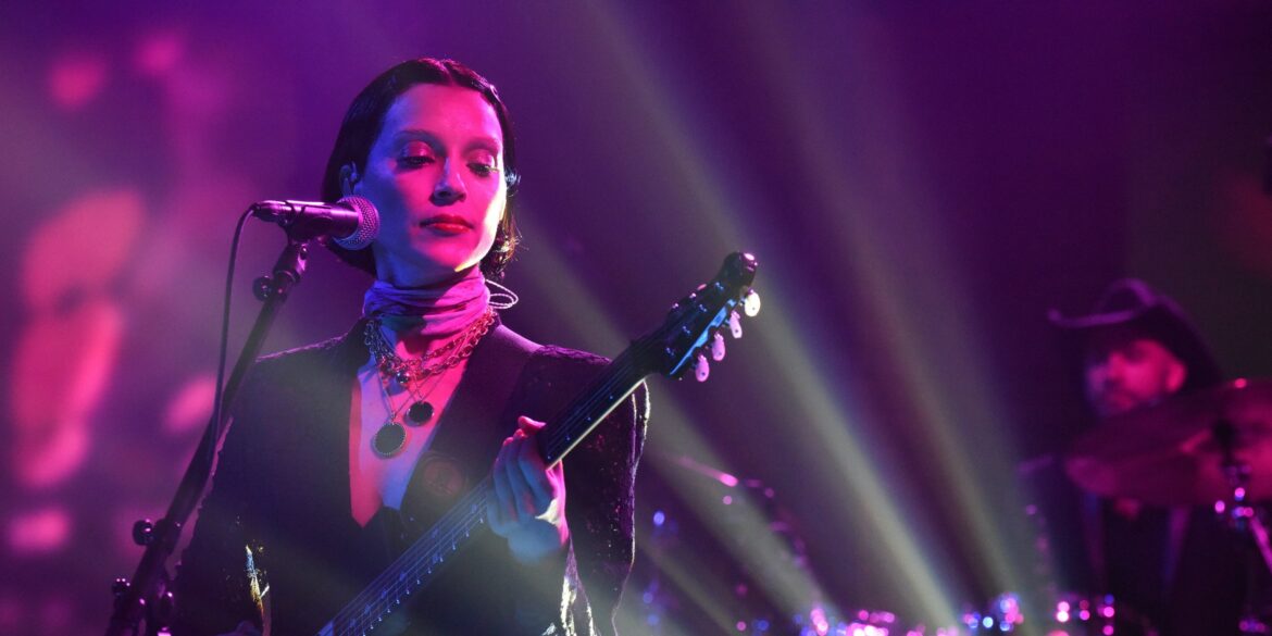 watch-st.-vincent-perform-“down”-on-colbert