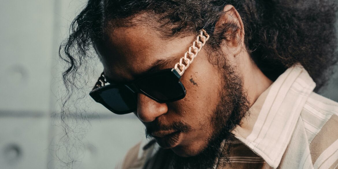 ab-soul-shares-new-song-“moonshooter”