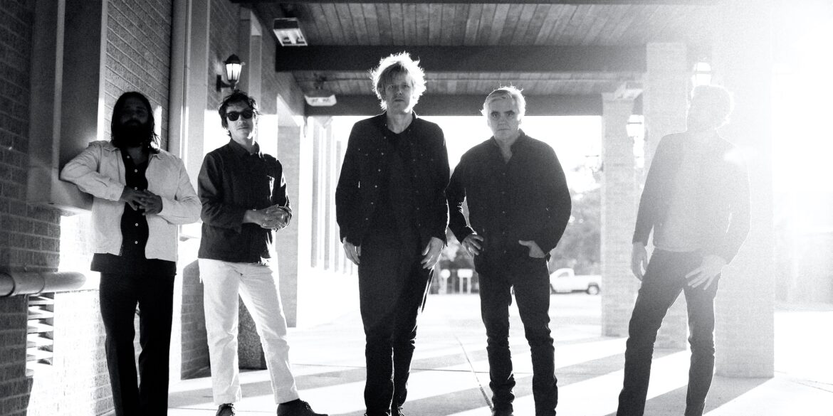 spoon-announce-remix-album,-share-video-for-new-version-of-“on-the-radio”