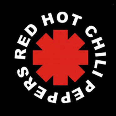 blink-182-&-red-hot-chili-peppers-members-are-in-studio