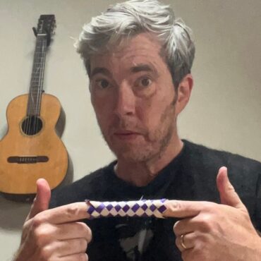 bill-callahan-shares-new-song-“natural-information”