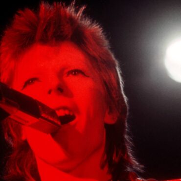 david-bowie-box-set-unearths-hunky-dory-era’s-unreleased-songs-and-demos