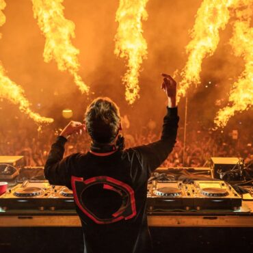 see-kaskade-throw-down-an-unforgettable-set-at-imagine-music-festival