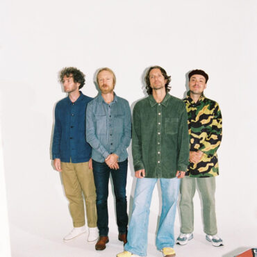 dungen-share-video-for-new-single-“hostens-farger”