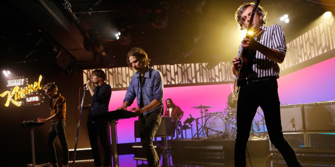 phoenix-perform-“alpha-zulu”-on-kimmel:-watch