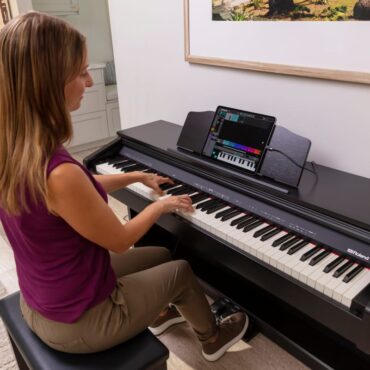 roland-releases-rp-30:-a-new-line-of-digital-piano-for-home-and-studio-practice