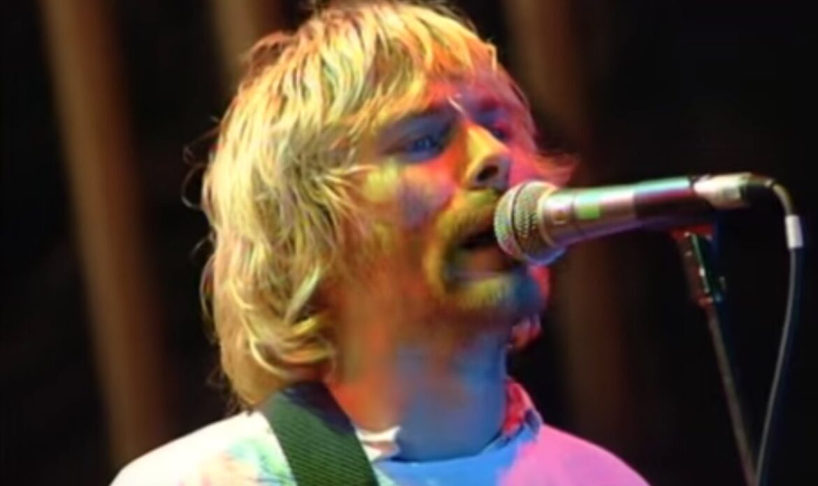 kurt-cobain-embarrassed-saturday-night-live-star