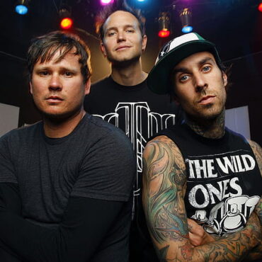 blink-182-first-reunion-video-revealed-in-photos