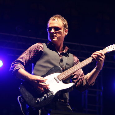 happy-birthday-keith-strickland-(b-52’s)