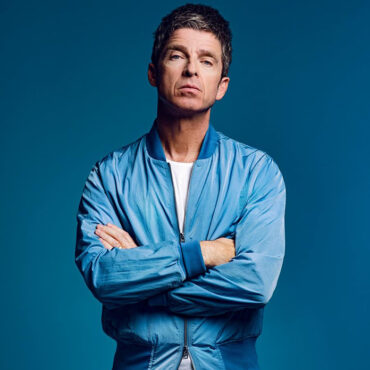 noel-gallagher’s-high-flying-birds-share-video-for-new-single-“pretty-boy”