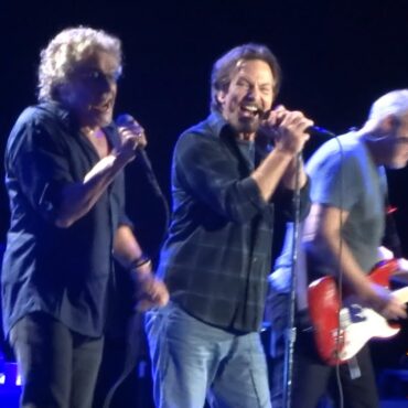 eddie-vedder-&-roger-daltrey-film-bedroom-video