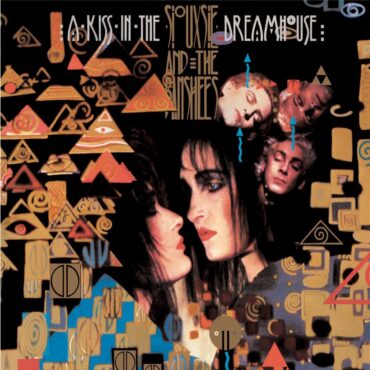 siouxsie-and-the-banshees-released-“a-kiss-in-the-dreamhouse”-40-years-ago-today