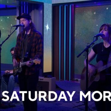 watch-wild-pink-perform-three-songs-on-cbs-saturday-morning