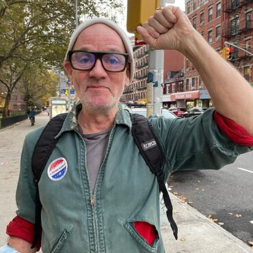 michael-stipe-returns-to-social-media-after-four-years-to-remind-people-to-vote