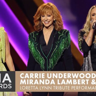 watch-miranda-lambert,-reba-mcentire,-&-carrie-underwood’s-loretta-lynn-tribute-at-the-cma-awards