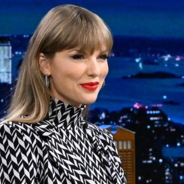 taylor-swift-adds-more-concerts-to-2023-tour