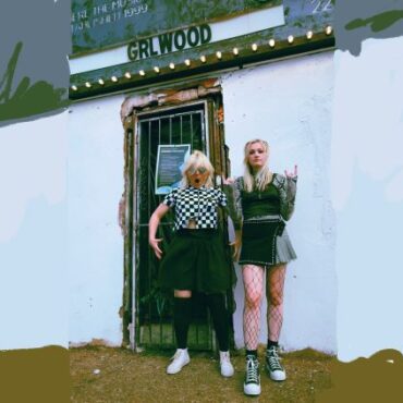 grlwood-shares-new-single-“keep-it-average”