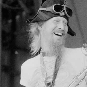 hawkwind-co-founder-nik-turner-dies-at-82