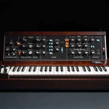 minimoog-alternatives:-five-affordable-hardware-synths-that-sound-like-the-model-d