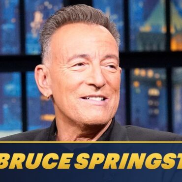 watch-bruce-springsteen-discuss-his-favorite-thanksgiving-food-on-seth-meyers