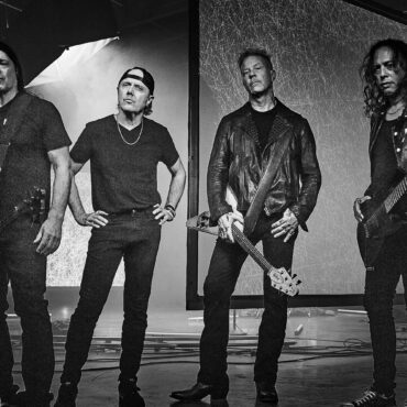 metallica-announce-huge-tour-and-new-album-72-seasons,-share-video-for-new-song:-watch