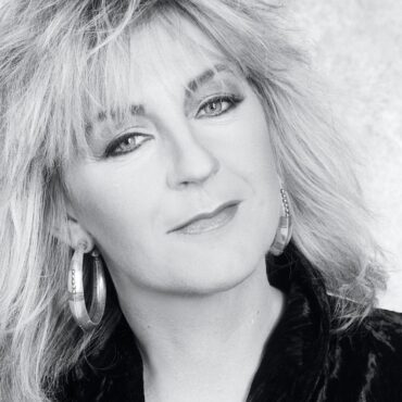 fleetwood-mac’s-christine-mcvie-dies-at-79