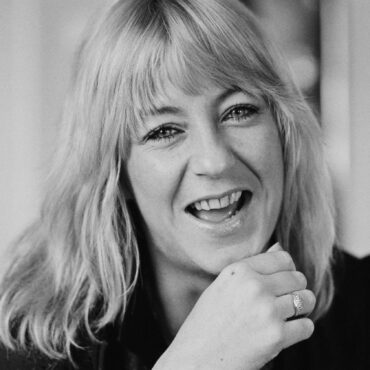 christine-mcvie-was-the-glue