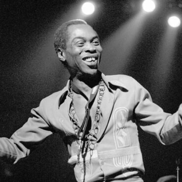 fela-kuti-tribute-album-red-hot-+-riot-released-on-streaming-for-the-first-time:-listen