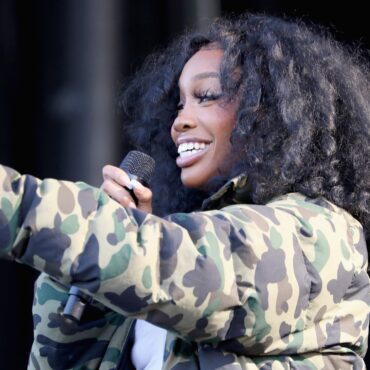 sza’s-new-album-sos-features-phoebe-bridgers,-ol’-dirty-bastard,-and-more