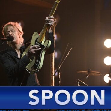 watch-spoon-go-“wild”-on-colbert